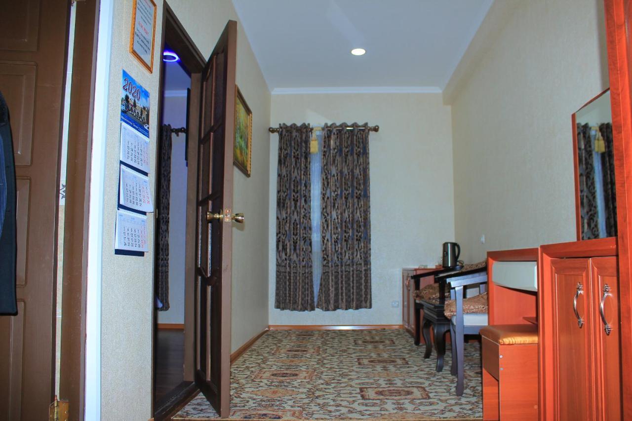 Хотел Хесон Khujand Exterior foto