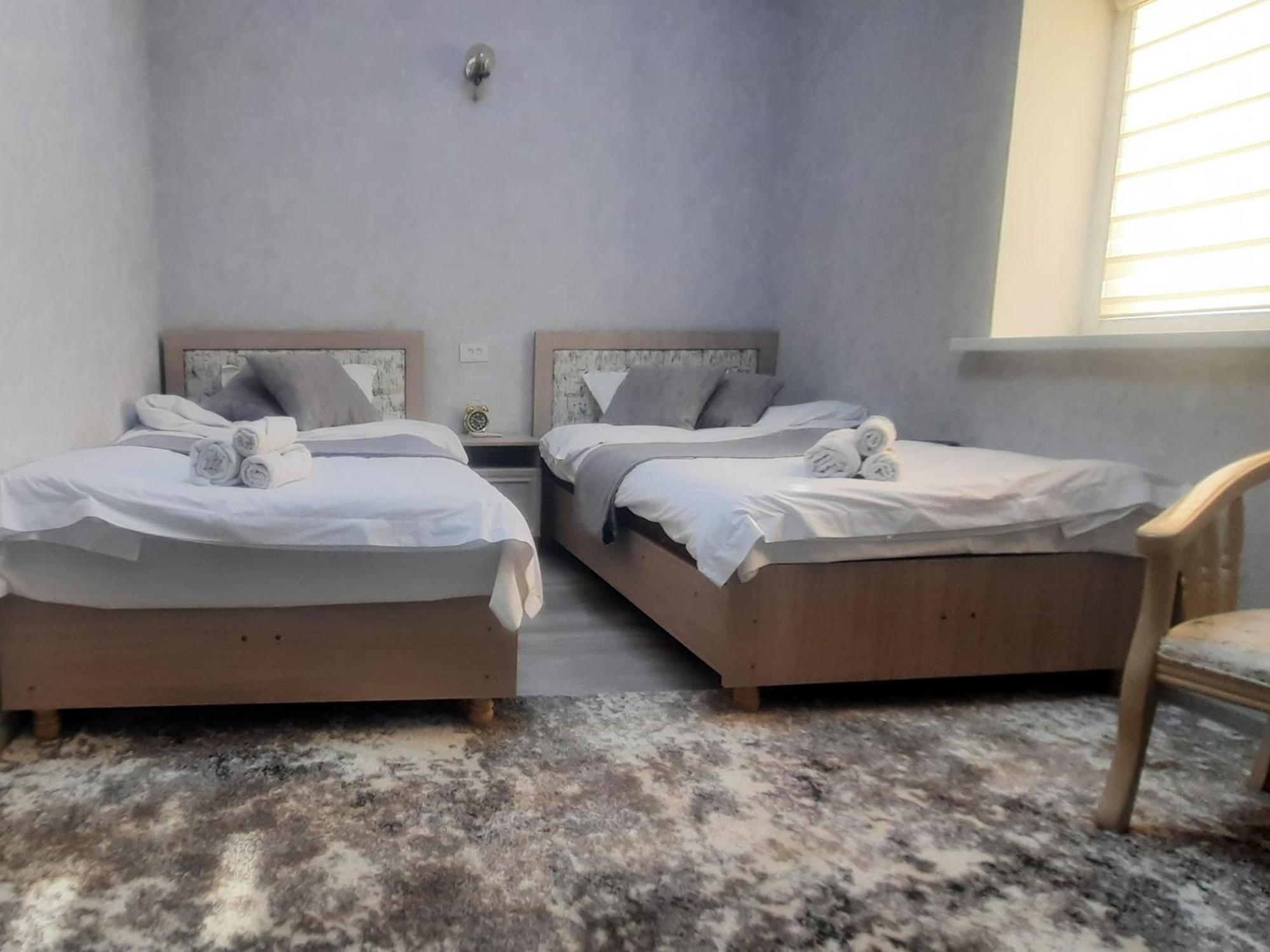 Хотел Хесон Khujand Habitación foto