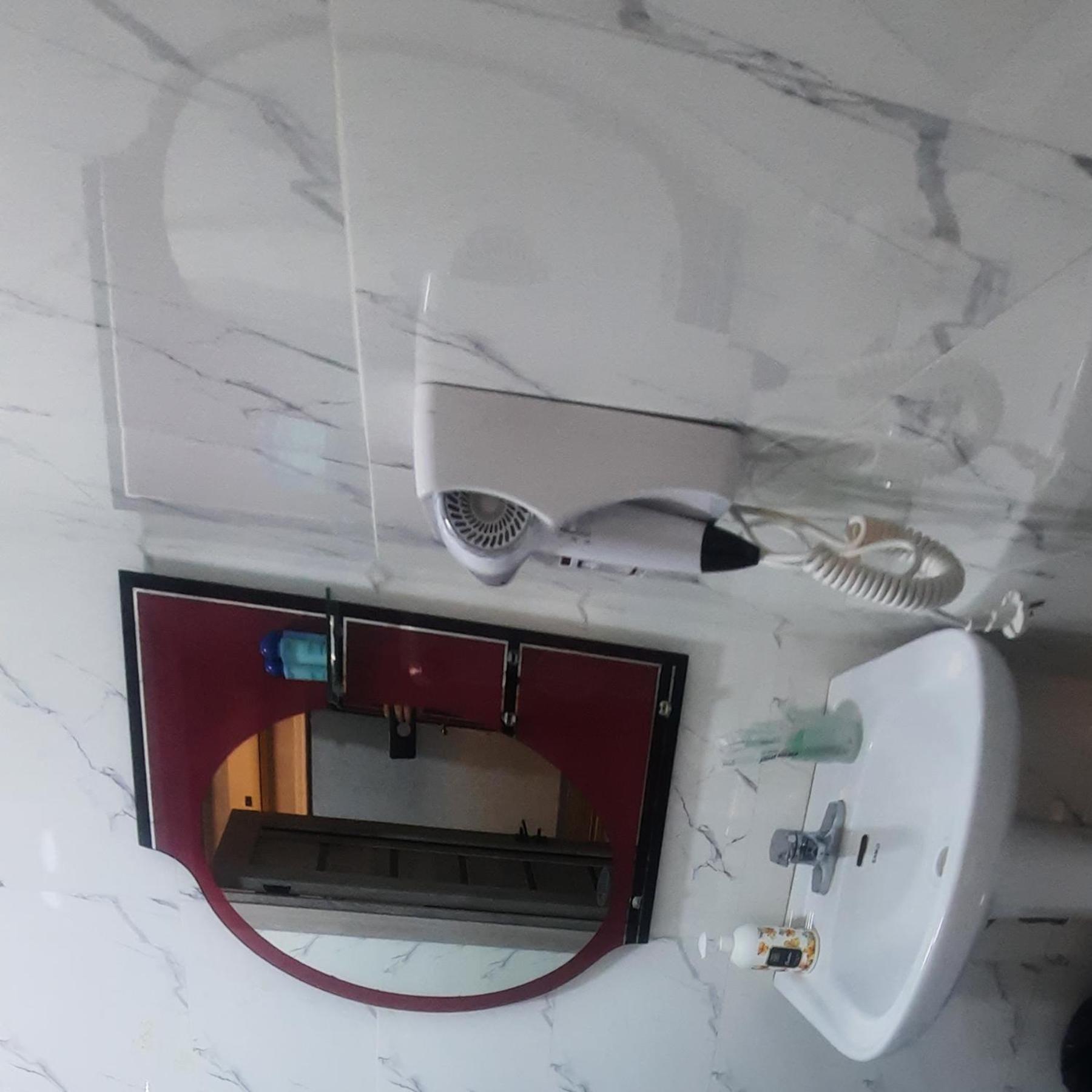 Хотел Хесон Khujand Habitación foto